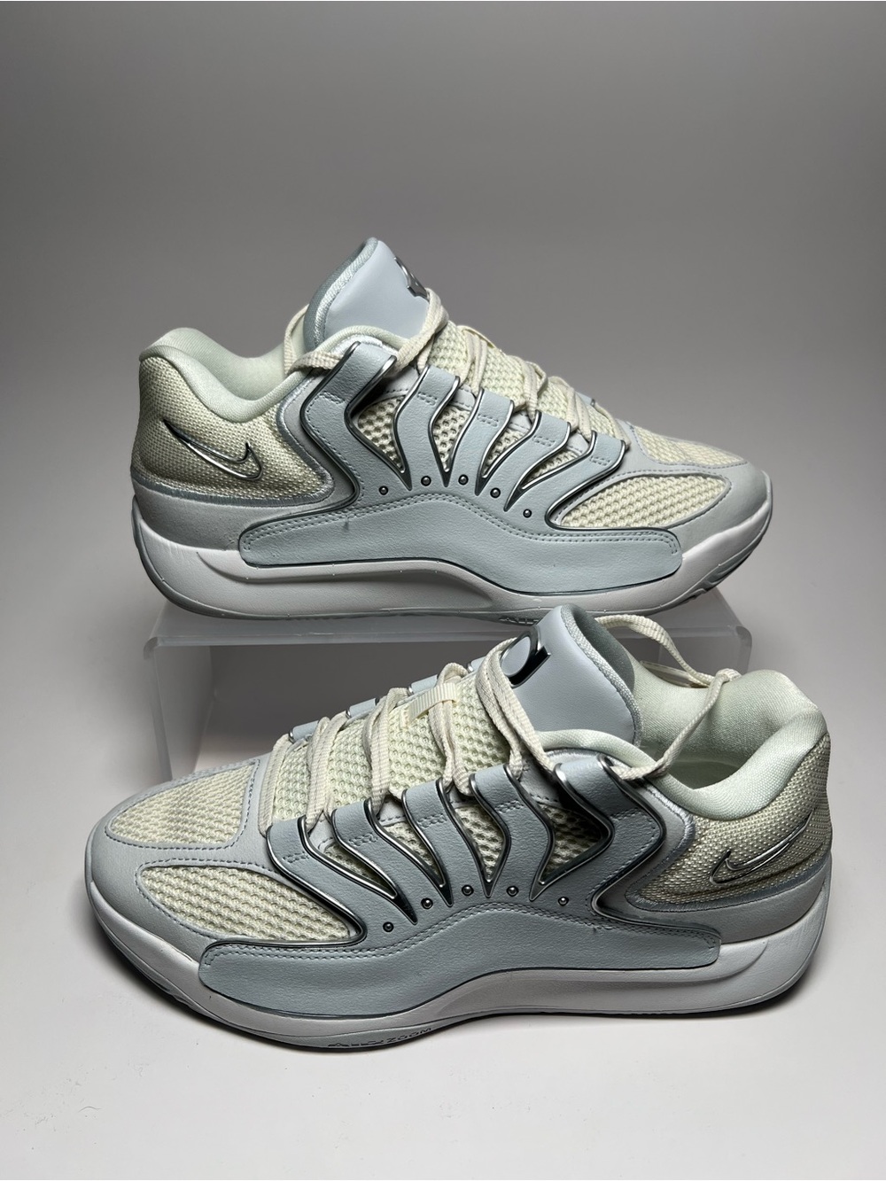 Nike KD 18 Soft Pearl Platinum Basketball Shoes  HV1992-001 Mens 8 / Womens 9.5